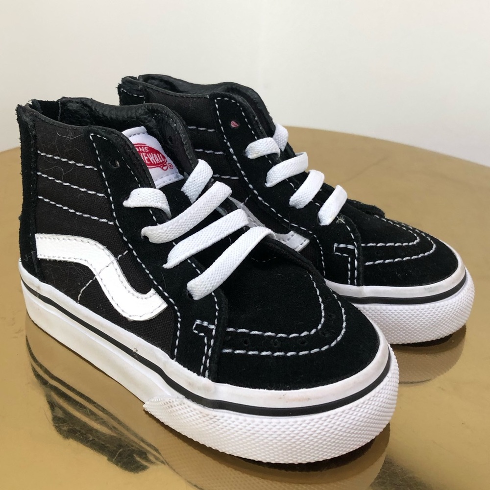 Toddler Sk8-Hi Zip Vans Sneaker